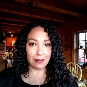 Meet your Posher, Francine